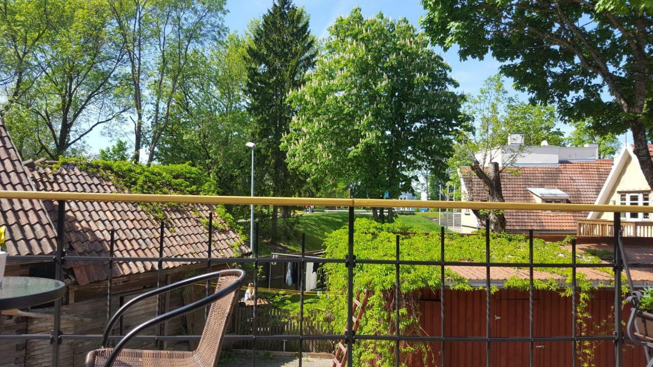 Deluxe Apartments In The City Center With Balcony Pärnu Dış mekan fotoğraf