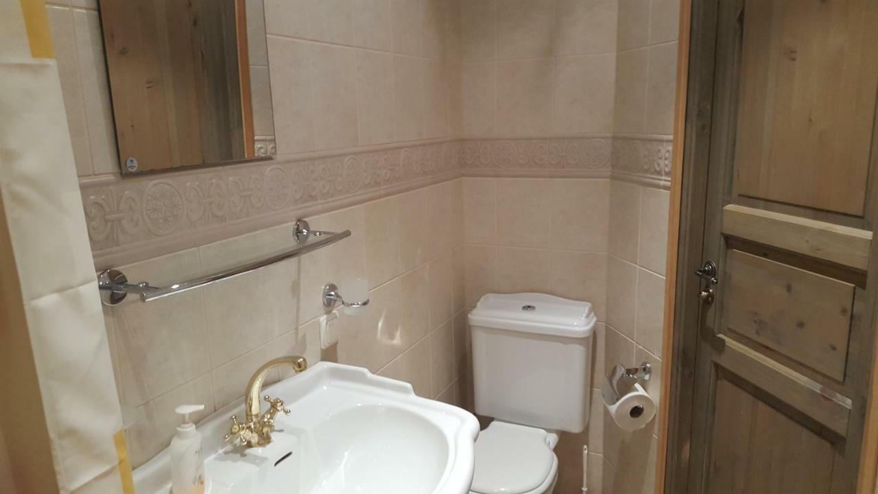 Deluxe Apartments In The City Center With Balcony Pärnu Dış mekan fotoğraf
